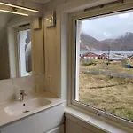 - 4 Bedrooms 2 Bathroom - Lofoten *