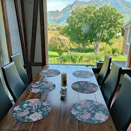 Holiday home - 4 Bedrooms 2 Bathroom - Lofoten *