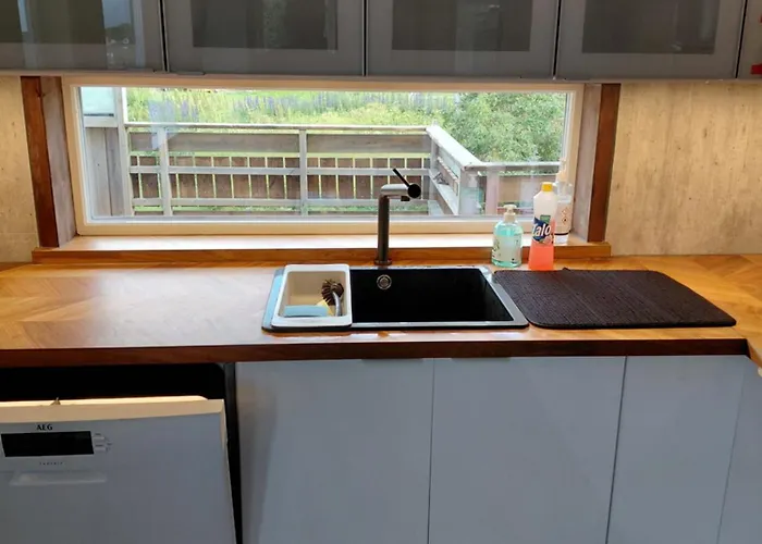 - 5 Bedrooms - Lofoten Fredvang